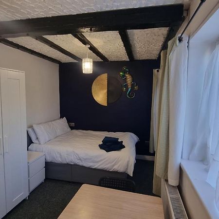 En Suite Room With Kitchen Facilities ノッティンガム エクステリア 写真