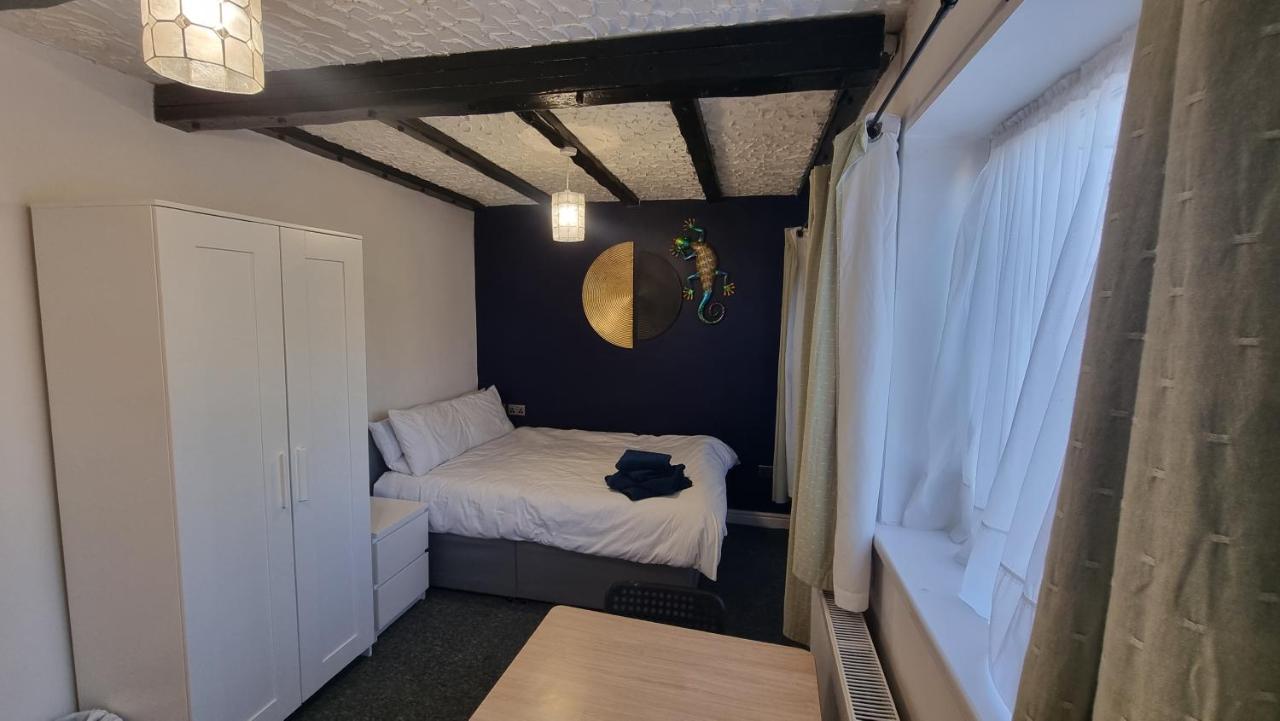 En Suite Room With Kitchen Facilities ノッティンガム エクステリア 写真